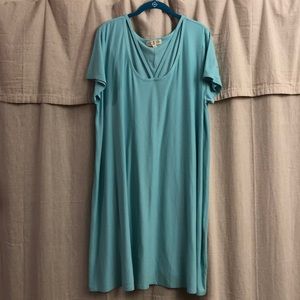 Short sleeve knee length dress